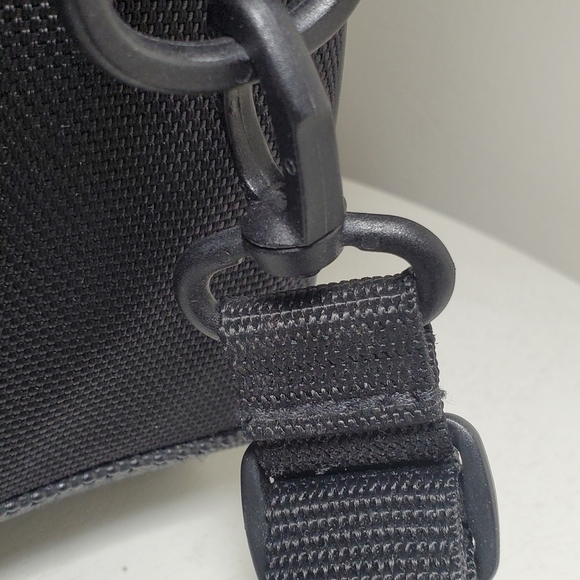 Mickey Mouse Camera Bag Zip Close Pockets Attachable Strap Black Canvas Disney - Picture 11 of 12